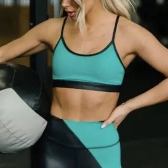 Zyia Jade River Stone Light n Tight Adustable Sport Bra Size Small - Picture 3 of 8